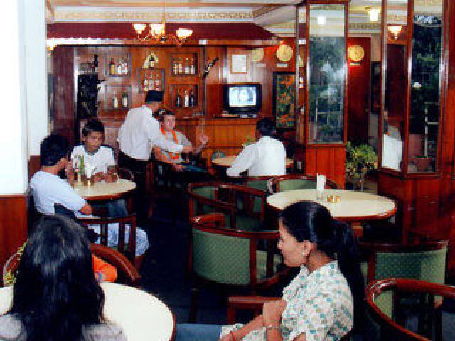 Bar