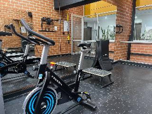 Desportos y Entretenimento