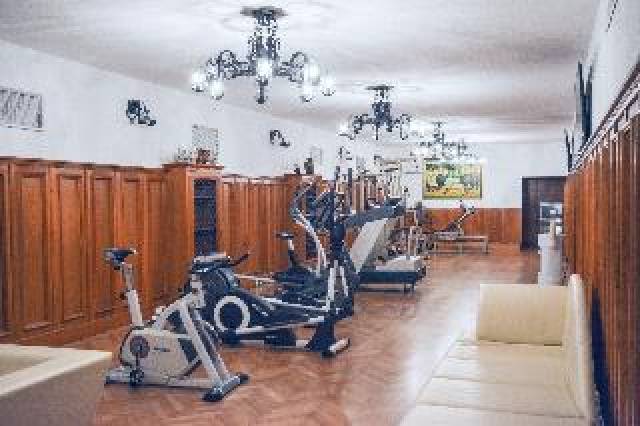 Desportos y Entretenimento