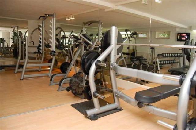 Desportos y Entretenimento
