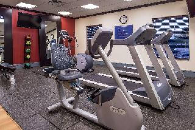 Desportos y Entretenimento