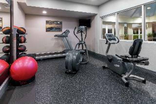 Desportos y Entretenimento