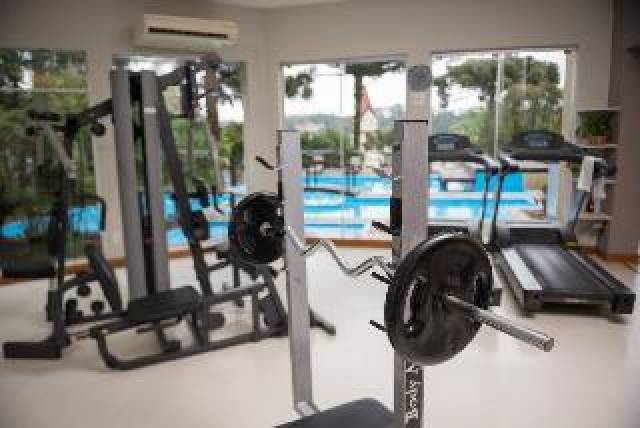 Desportos y Entretenimento