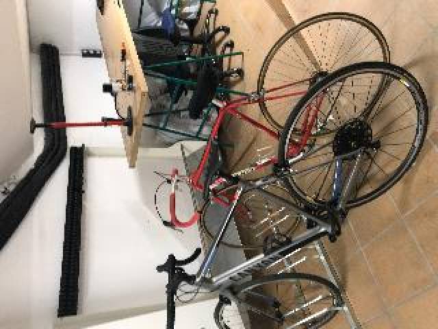 Desportos y Entretenimento