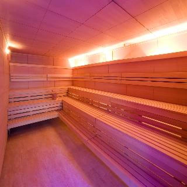 Desportos y Entretenimento
