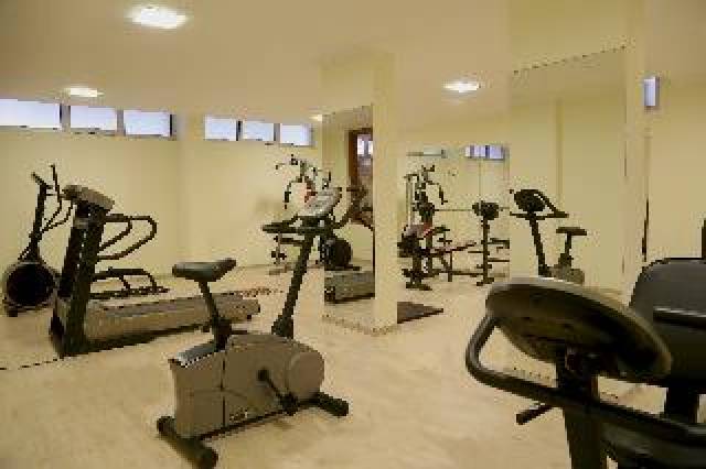 Desportos y Entretenimento