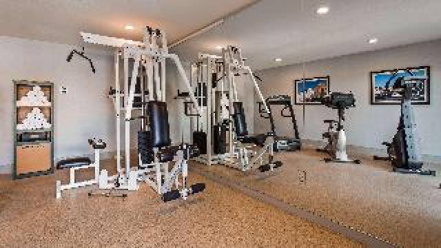 Desportos y Entretenimento