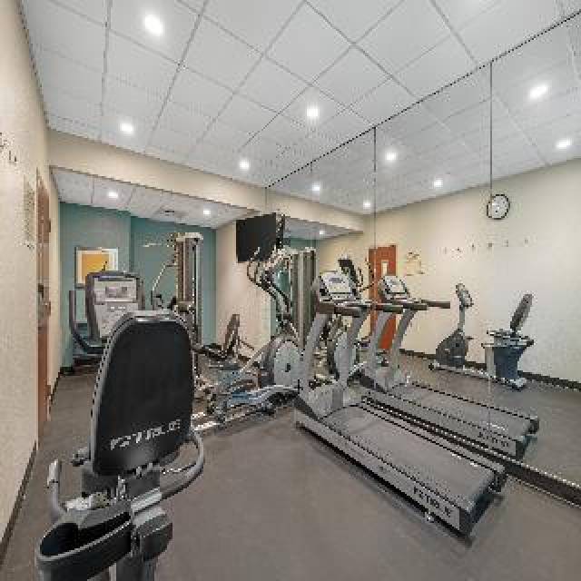 Desportos y Entretenimento