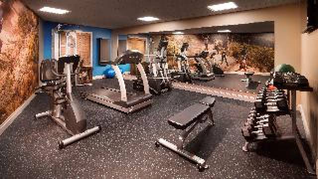Desportos y Entretenimento