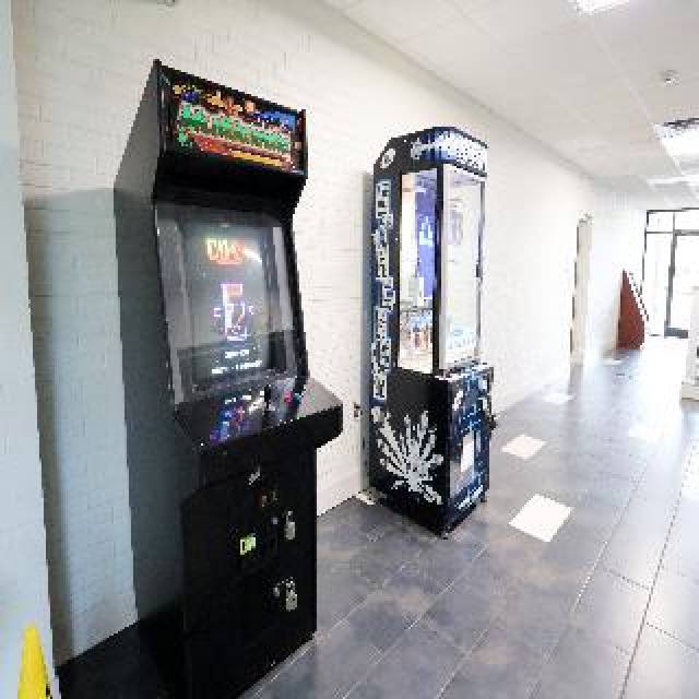 Desportos y Entretenimento