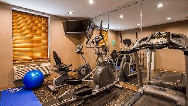 Desportos y Entretenimento