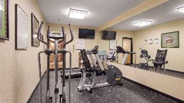 Desportos y Entretenimento