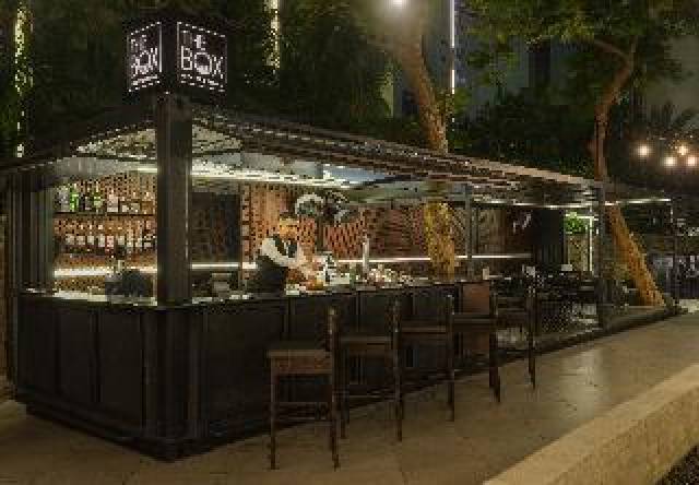 Bar