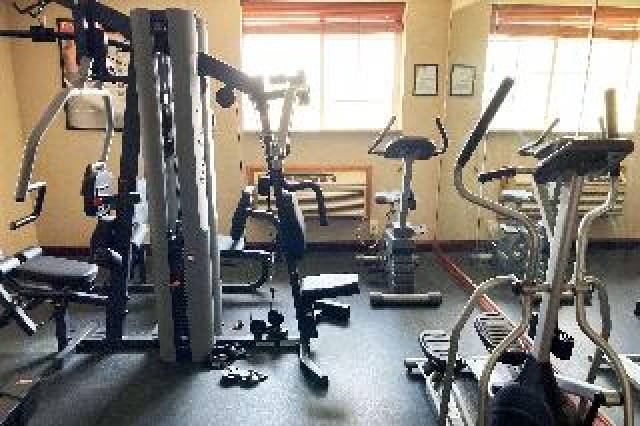 Desportos y Entretenimento