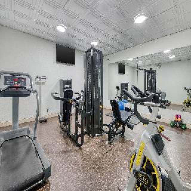 Desportos y Entretenimento