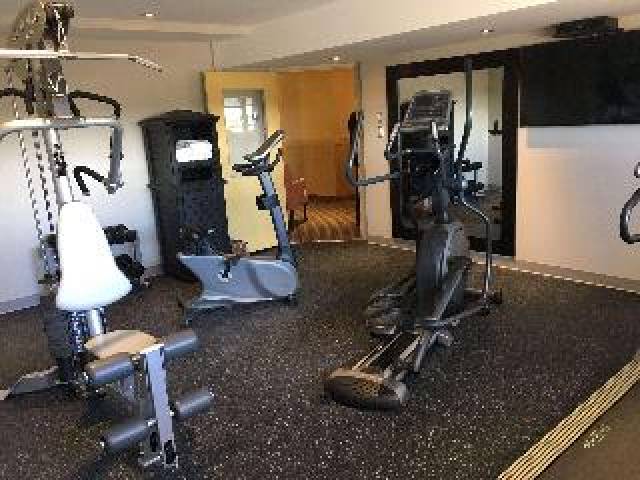 Desportos y Entretenimento