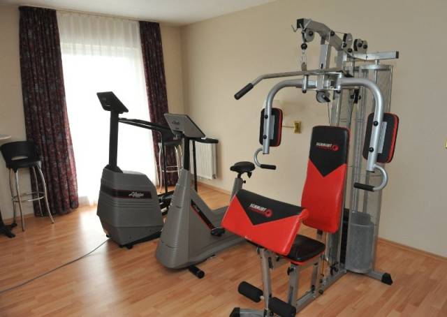 Desportos y Entretenimento