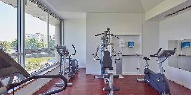 Desportos y Entretenimento
