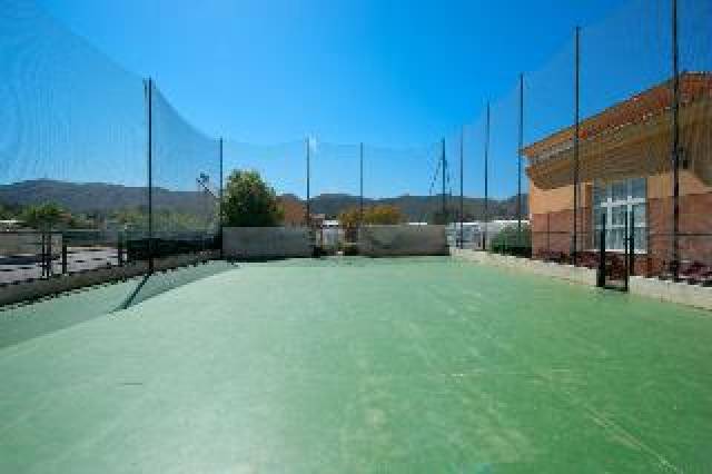 Desportos y Entretenimento