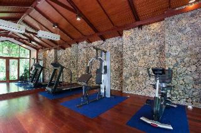 Desportos y Entretenimento