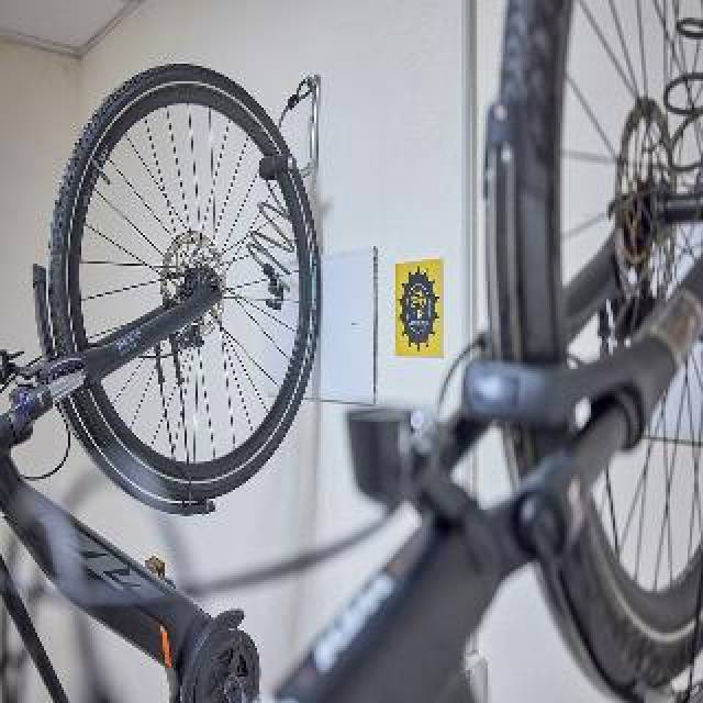 Desportos y Entretenimento
