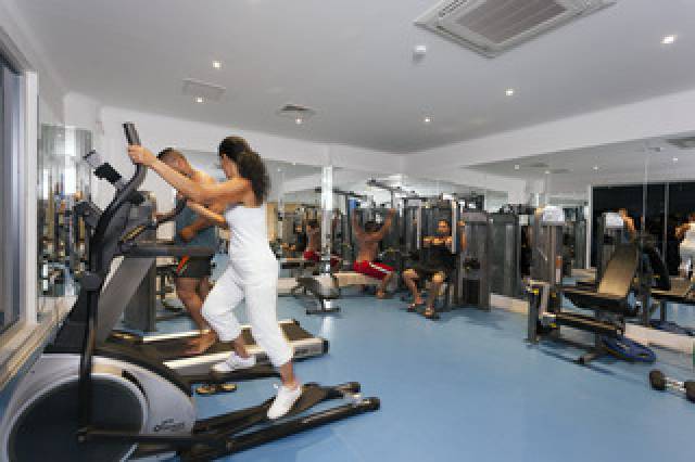 Desportos y Entretenimento