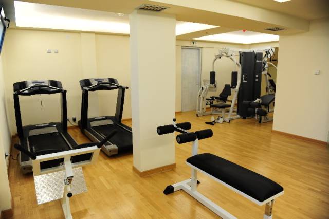 Desportos y Entretenimento