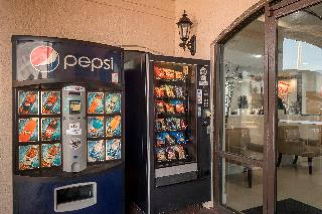 Desportos y Entretenimento
