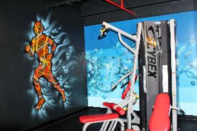 Desportos y Entretenimento