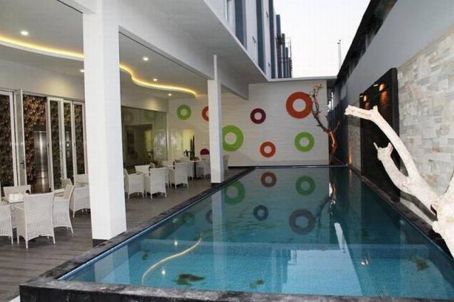 Piscina