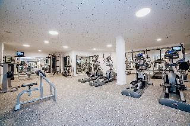 Desportos y Entretenimento