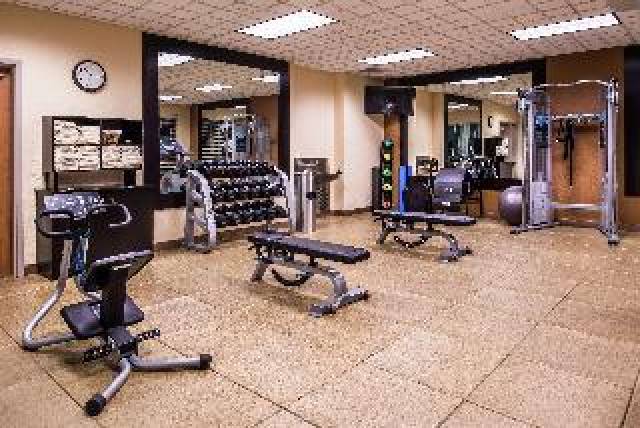 Desportos y Entretenimento