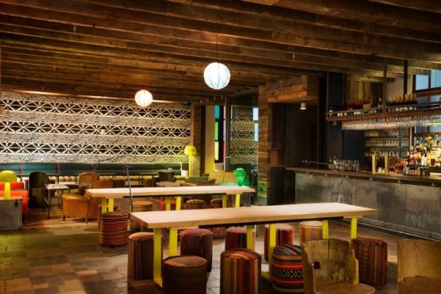 Bar