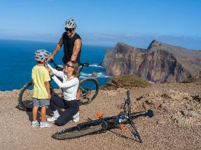 Desportos y Entretenimento
