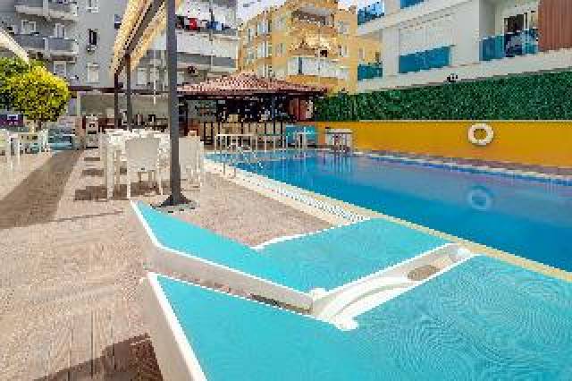 Piscina