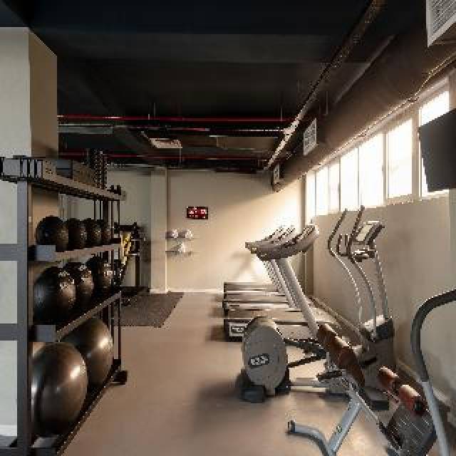 Desportos y Entretenimento