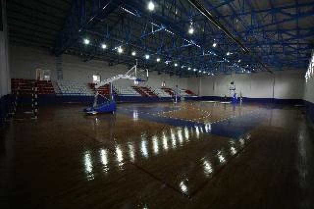 Desportos y Entretenimento