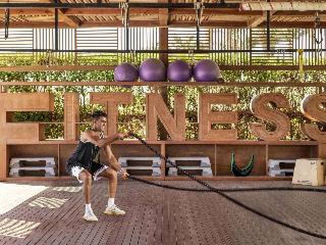 Desportos y Entretenimento
