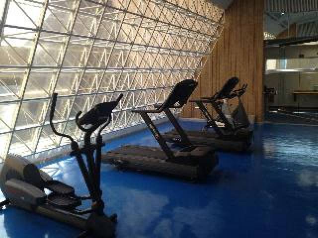 Desportos y Entretenimento