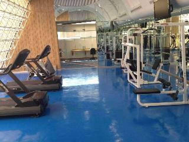 Desportos y Entretenimento