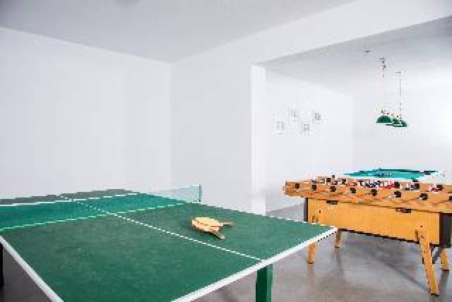 Desportos y Entretenimento