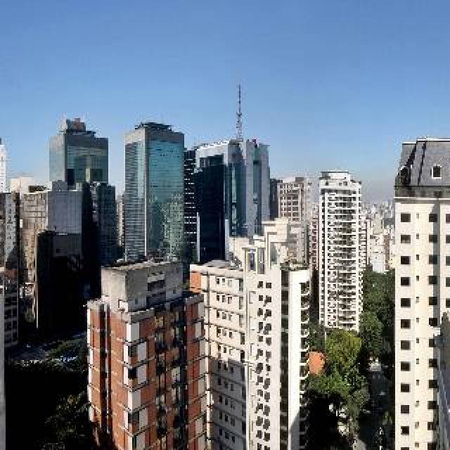Desportos y Entretenimento