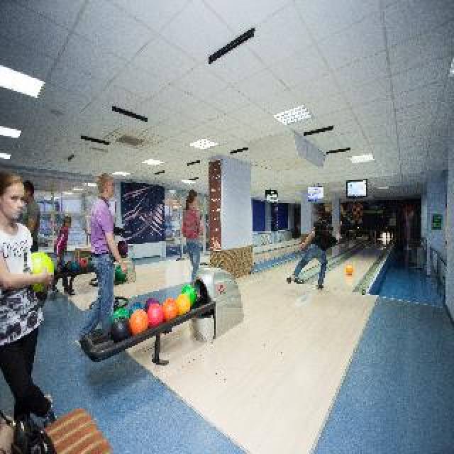 Desportos y Entretenimento