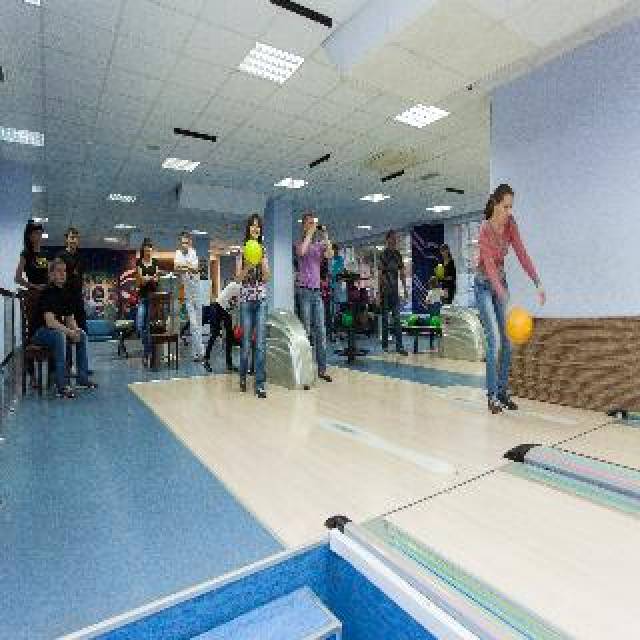 Desportos y Entretenimento