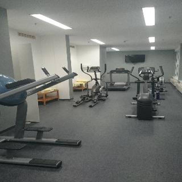 Desportos y Entretenimento