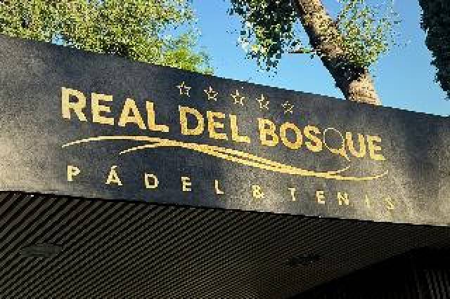 Desportos y Entretenimento