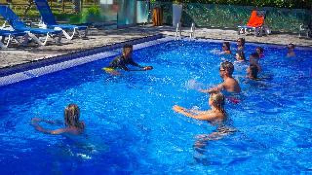 Desportos y Entretenimento