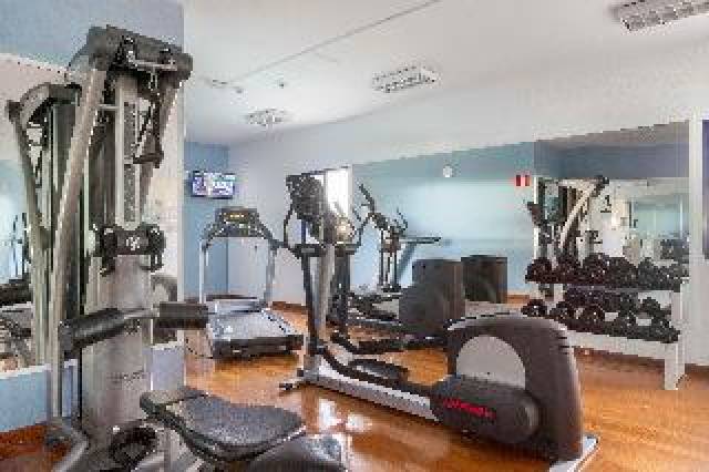 Desportos y Entretenimento