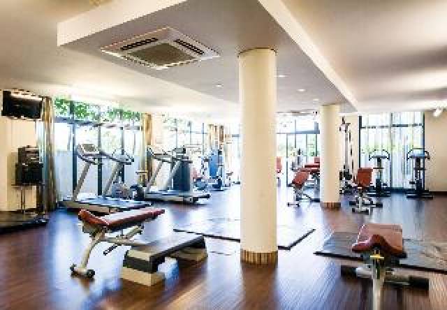 Desportos y Entretenimento