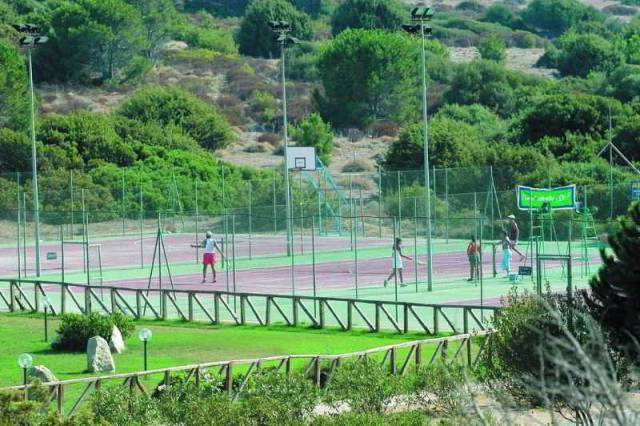 Desportos y Entretenimento
